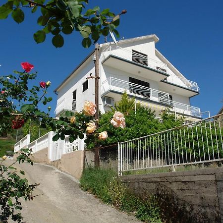 Wisteria Tivat Exterior foto