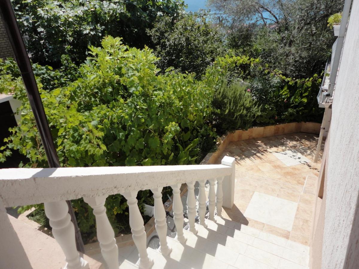 Wisteria Tivat Exterior foto